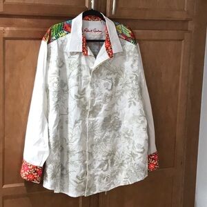 Robert Graham limited edition men’s.